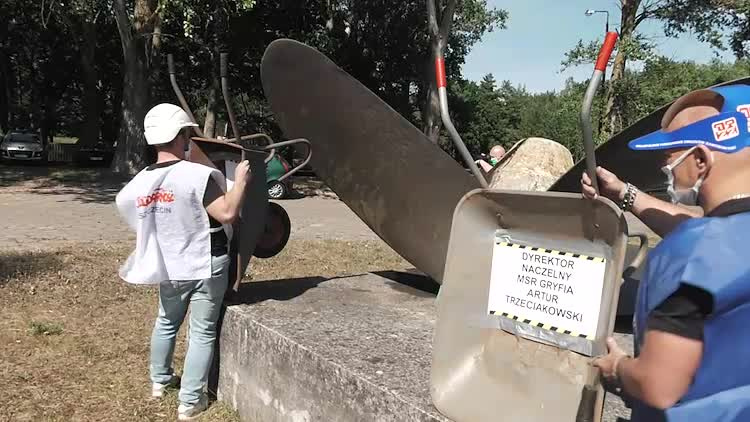 stocznia_strajk_2020-08-12.mp4